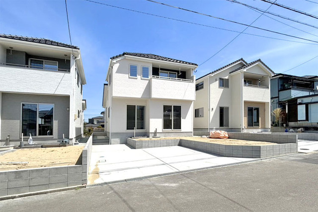 並列駐車3台以上可能前面道路6m以上で駐車もラクラク現地（2026年4月）撮影