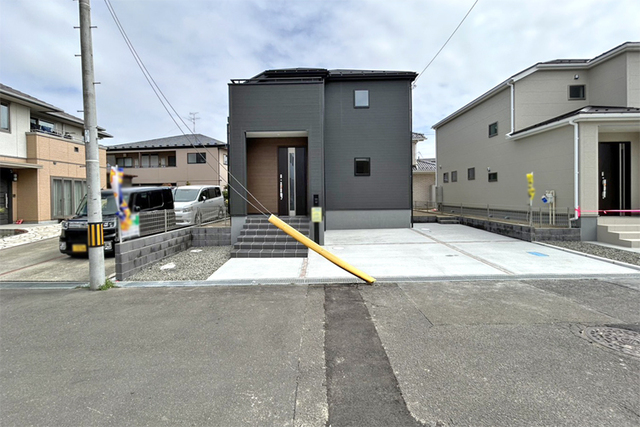 （現地写真）小学校まで徒歩3分！