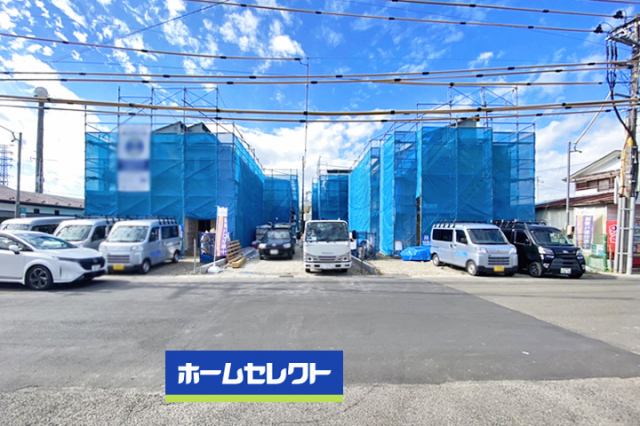 駐車スペース3台分確保！（車種による）所有台数が増えても安心♪現地（2025年10月）撮影