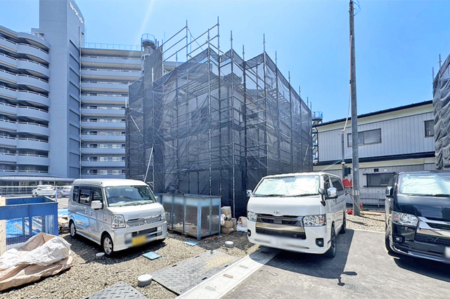 間仕切り対応の居室は広々11.6帖！収納も2ヶ所完備してます！現地（2026年4月）撮影