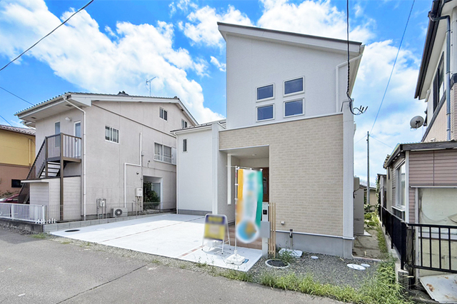 若林小学校まで徒歩9分！スーパー・金融機関・コンビニも徒歩圏内！現地（2026年8月）撮影