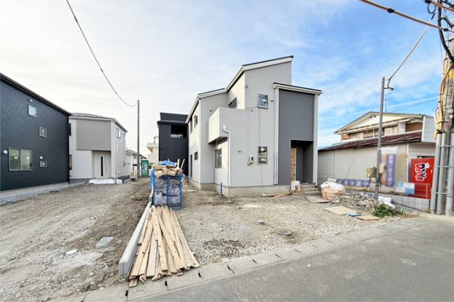 全居室南向き！陽当たり良好！現地（2025年11月）撮影