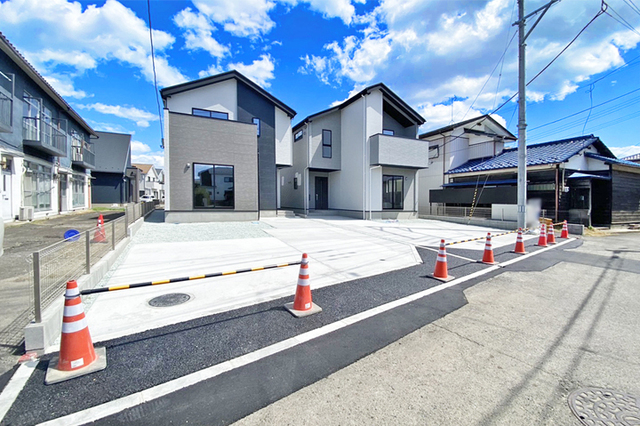 2階に4部屋をかまえ、キッチン横には納戸を配置！現地（2026年4月）撮影