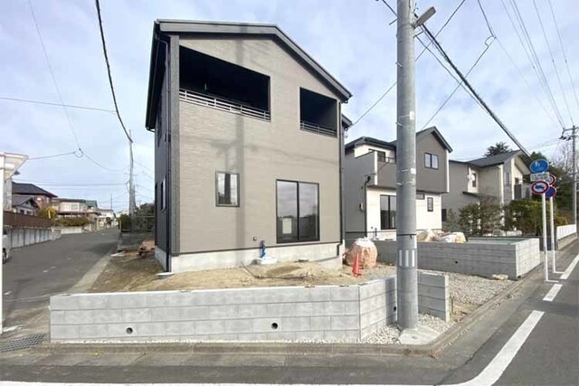 （現地写真）陽当たり良好で開放的な角地！