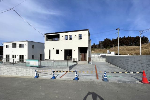 （現地写真）ゆとりの敷地！駐車3台OK