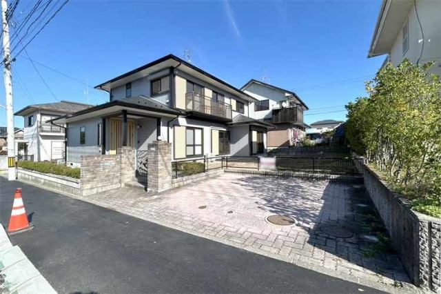 （現地写真）令和7年7月リフォーム完了！豊富な収納が魅力♪