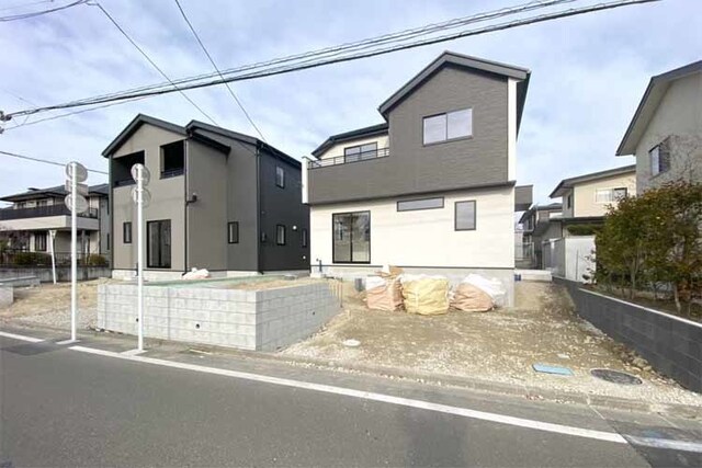 （現地写真）南庭付き！並列2台駐車OK！