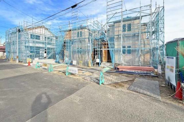 リビングに開放感が生まれる続き間はキッチンからも目が届く安心設計！現地（2025年11月）撮影